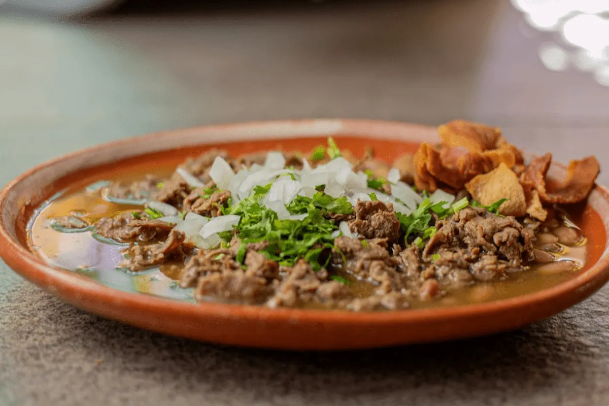 restaurante para comer carne en su jugo