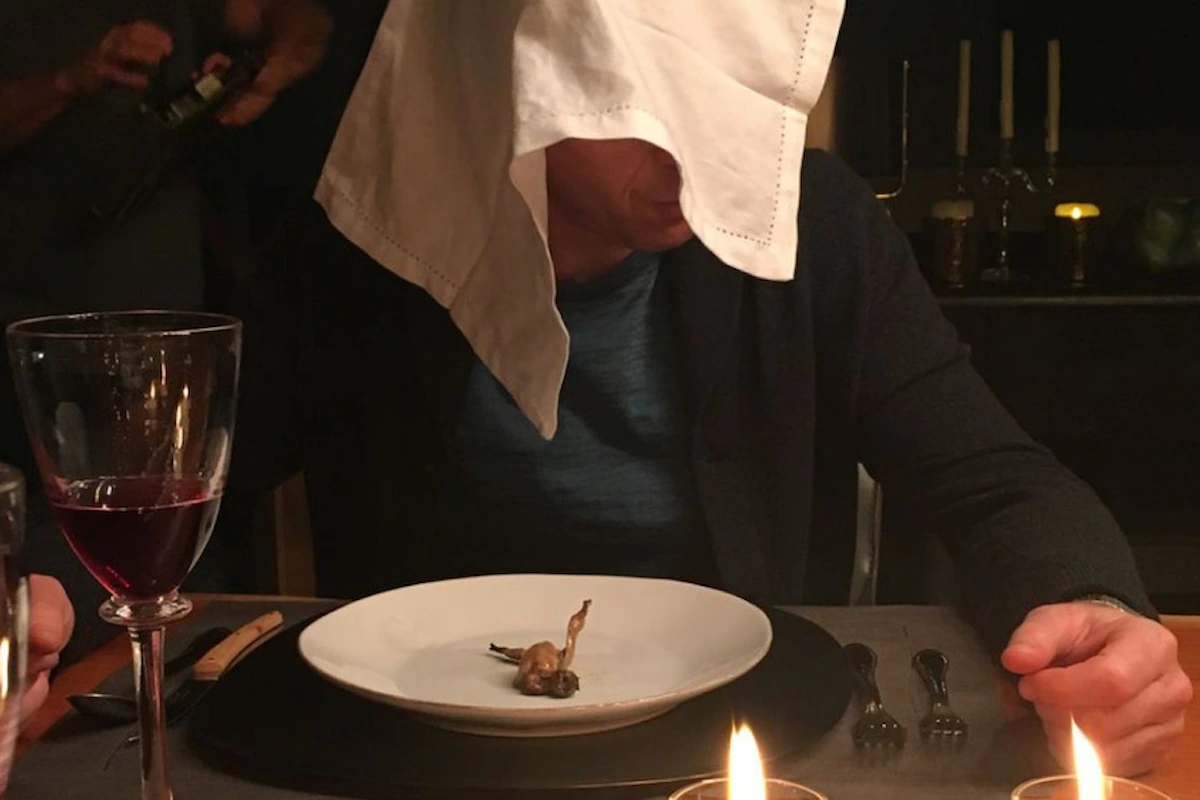 Ortolan al armagnac, receta de la gastronomía francesa