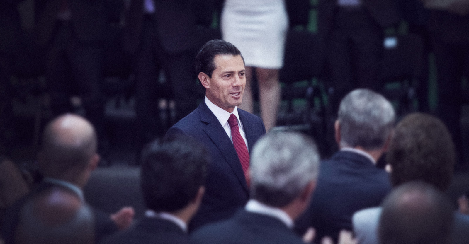 El Sabueso: Dice Peña Nieto que aumentó el salario mínimo y te alcanza para más. ¿Es cierto?