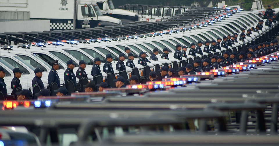 Ordenan a Veracruz transparentar compra de patrullas que costaron 1.3 mdp