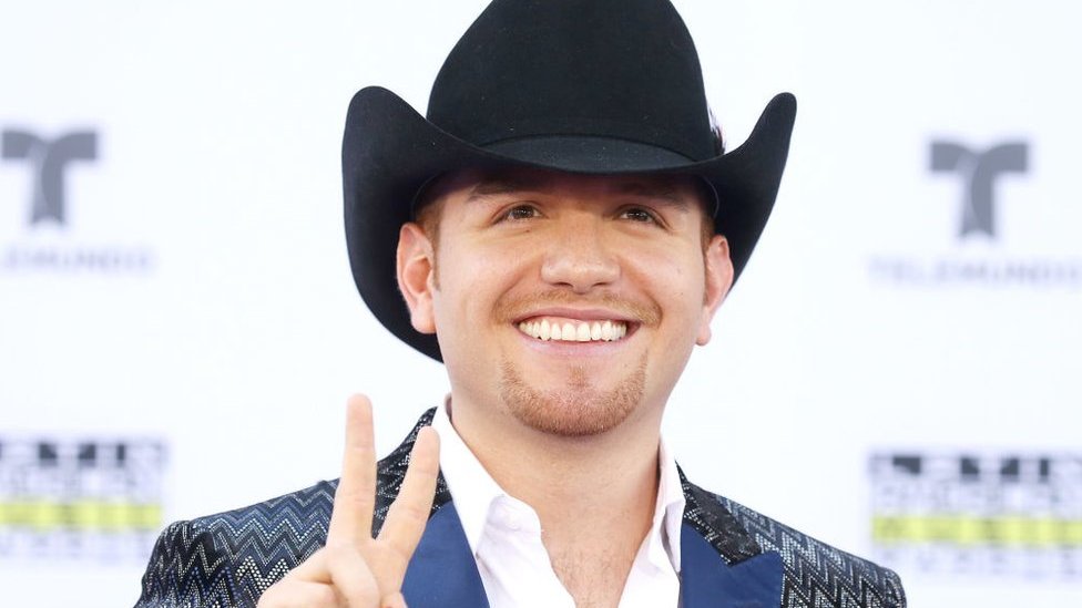 El Dasa, el músico que pasó de ser chofer de Vicente Fernández a inspirar la premiada serie “El Vato”