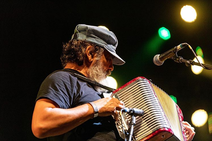 Lo que nos enseñaron las mejores canciones de Celso Piña