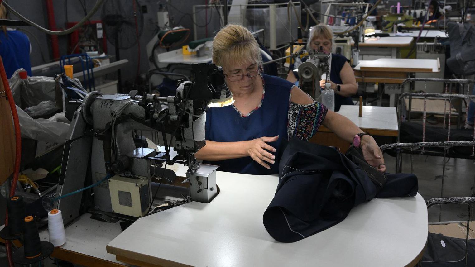 3 claves de la polémica reforma laboral que propone Milei en Argentina y que genera paros y protestas