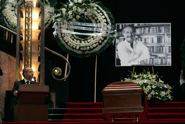 México despide a Carlos Fuentes en Bellas Artes