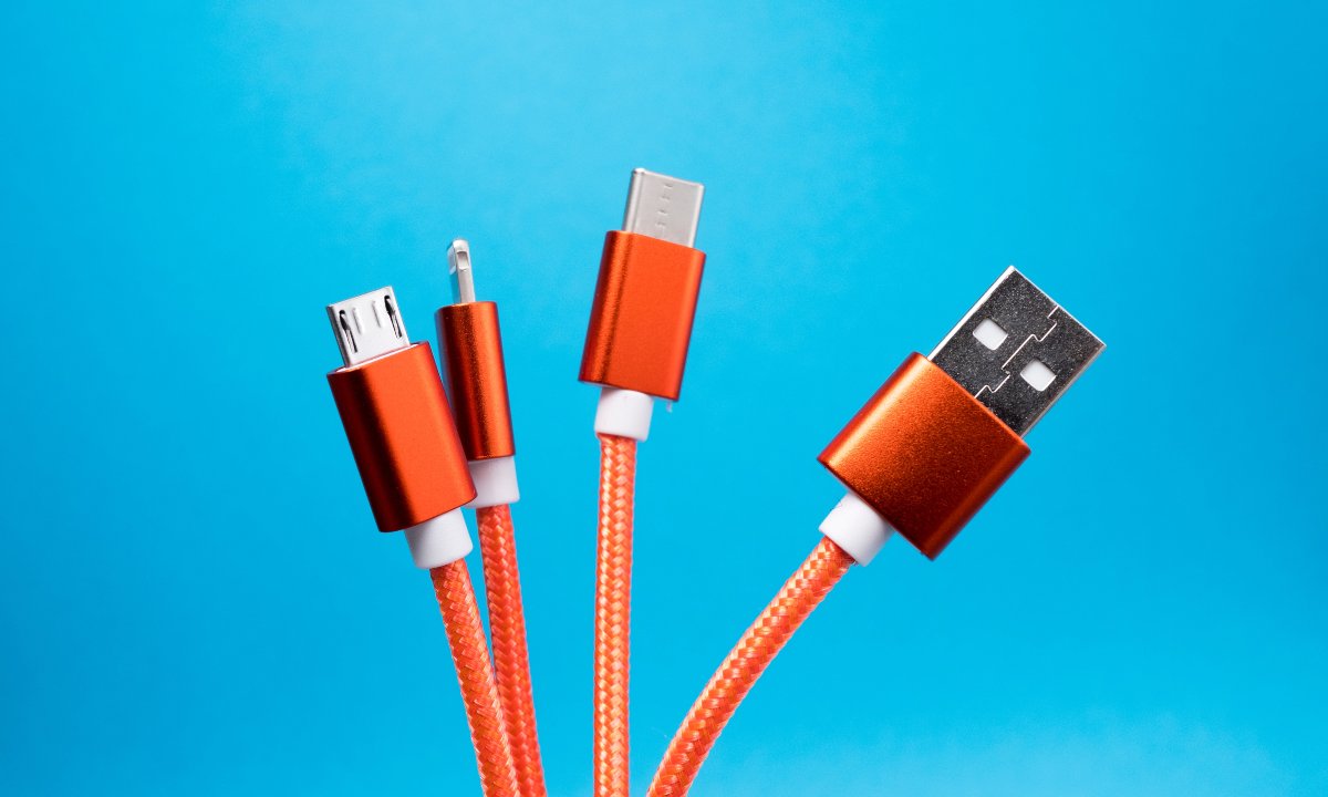 A Apple no le gusta esto: Proponen *cargador universal para smartphones* y otros dispositivos