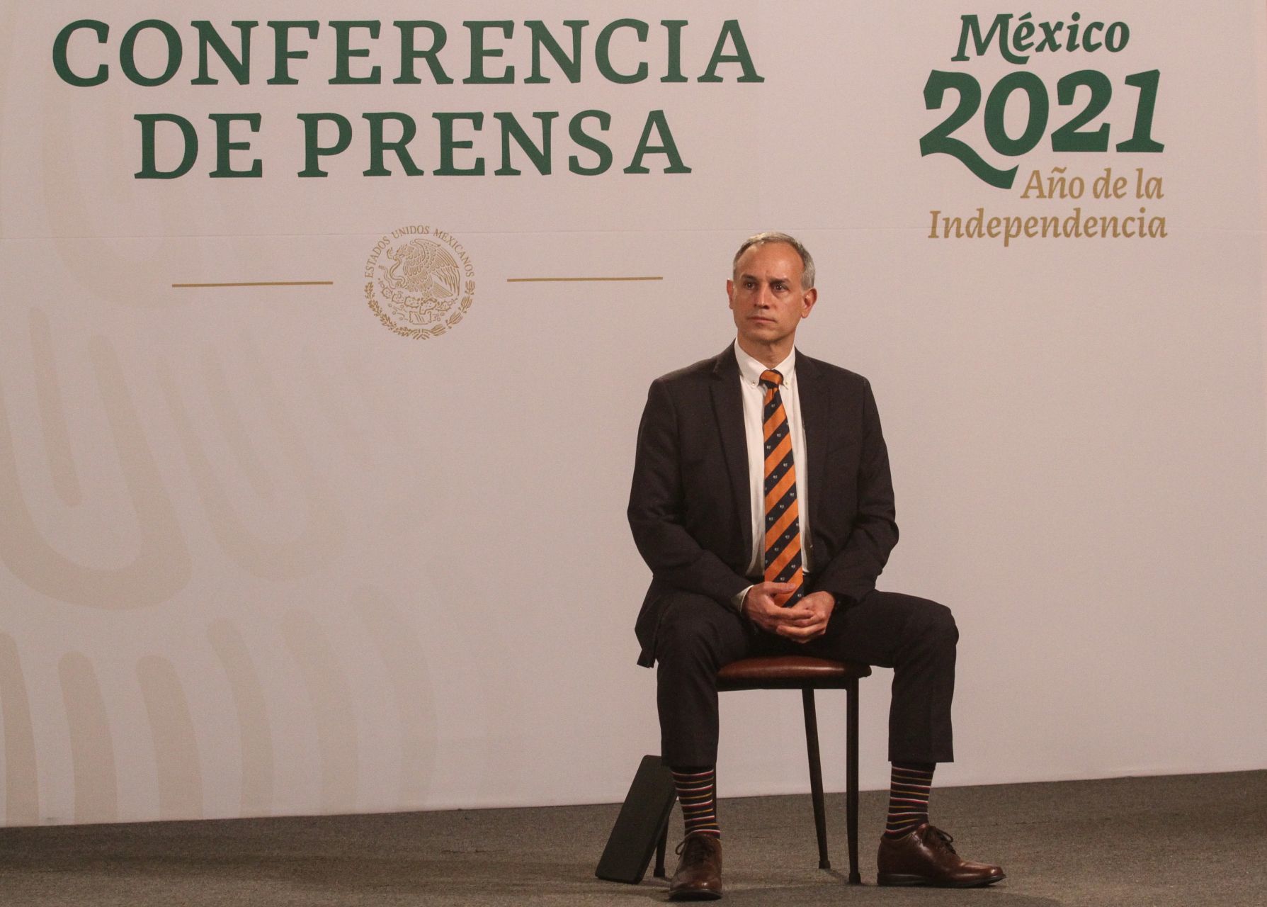 López-Gatell bajo la lupa: juez pide a FGR investigarlo por muertes de COVID