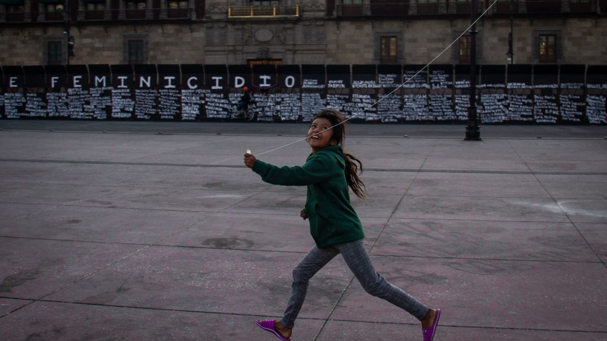 Les ponen un muro y *ellas lo transforman en memorial y espacio de resistencia*