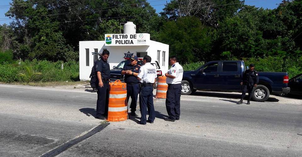 Policías matan a mujer detenida en Tulum, Quintana Roo; separan a elementos