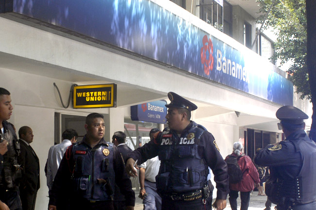 Banamex reconoce: defraudadores robaron a cuentahabientes