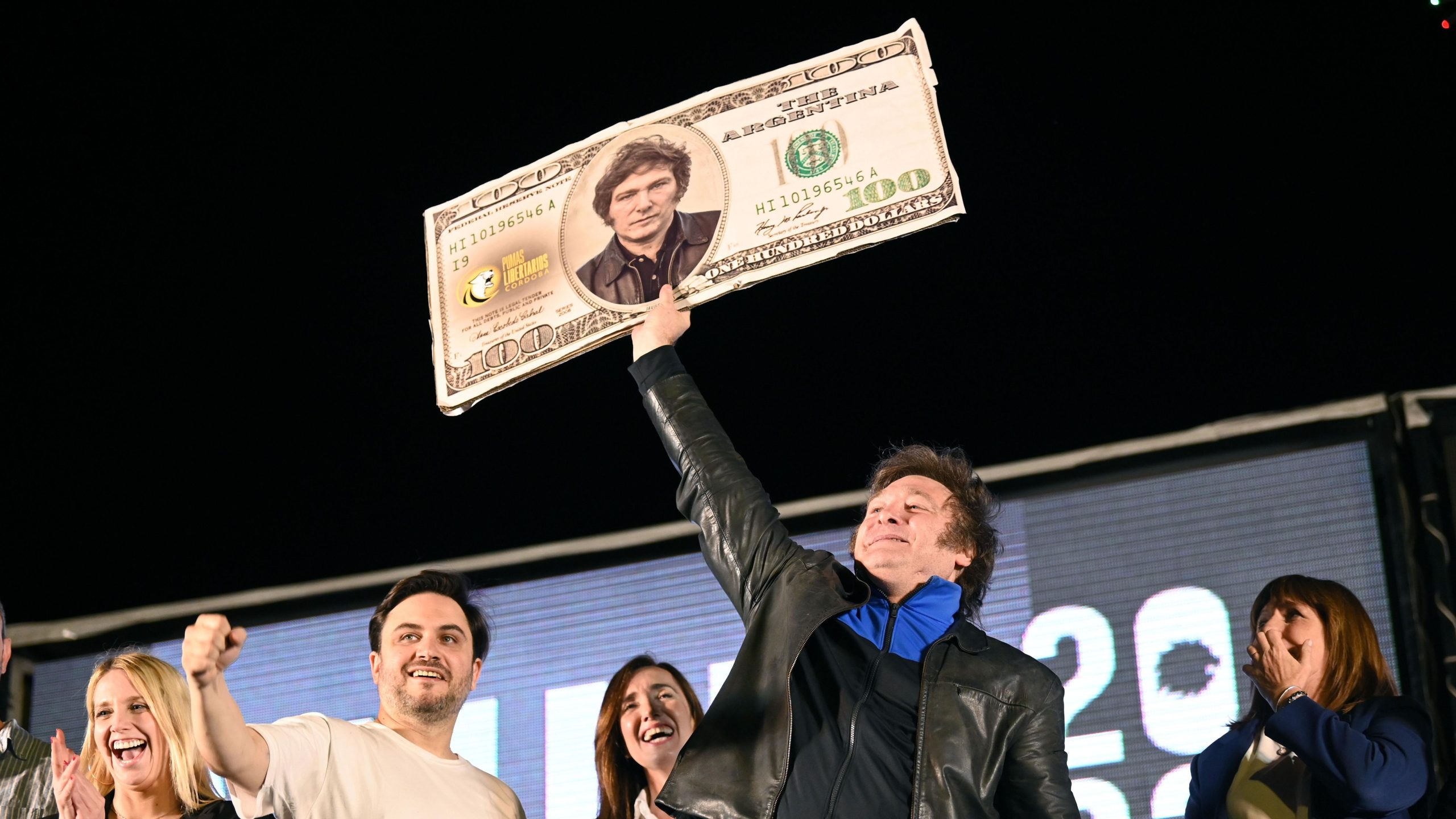 Milei, el economista de ultraderecha que capitalizó la frustración de los argentinos