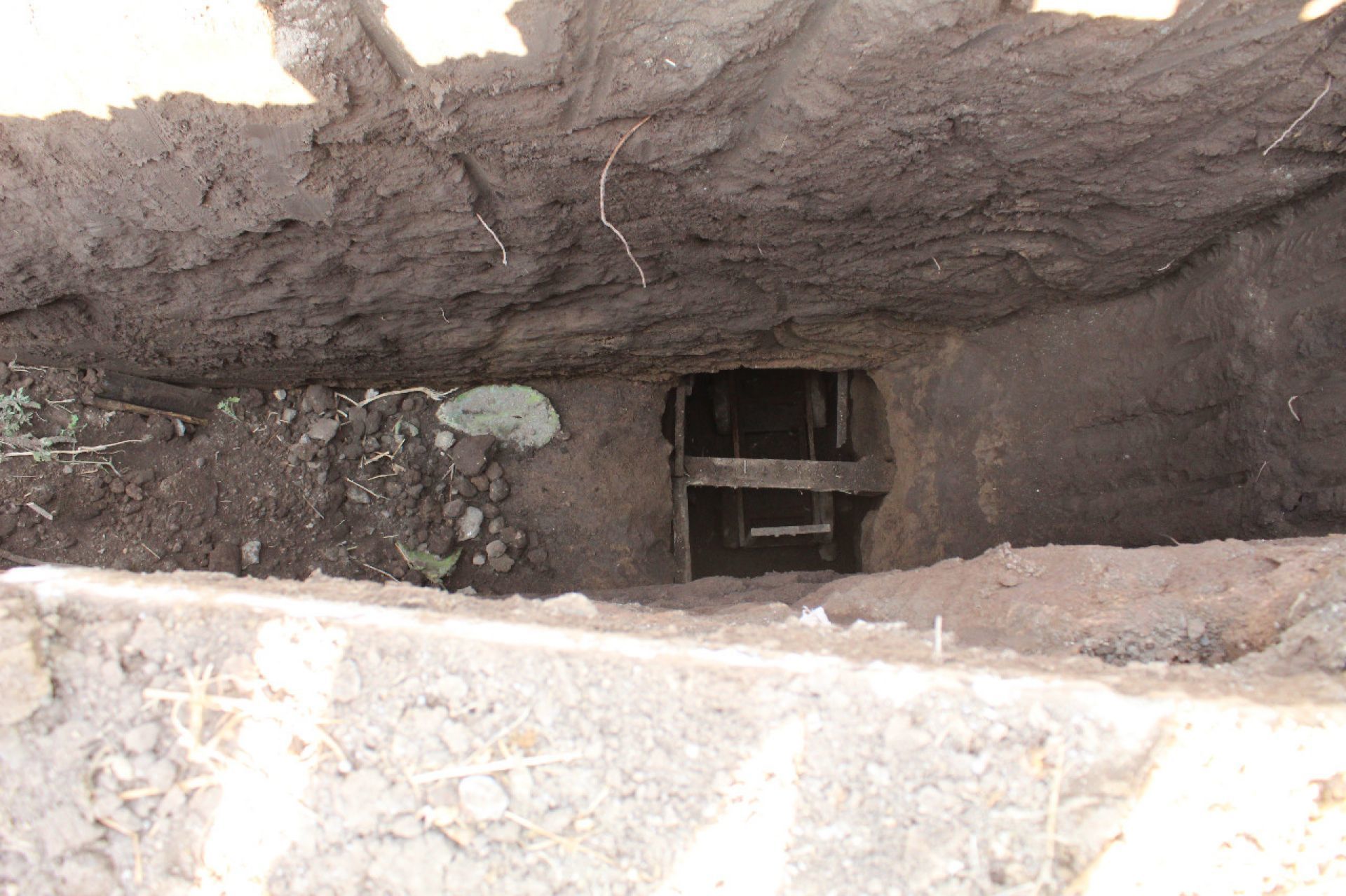 Decomisan túnel para huachicol en Hidalgo y 38 mil litros de combustible; hay 10 detenidos