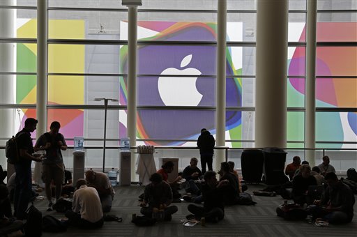 El feliz 2013 de Apple: Vende más de 10 mmdd en apps