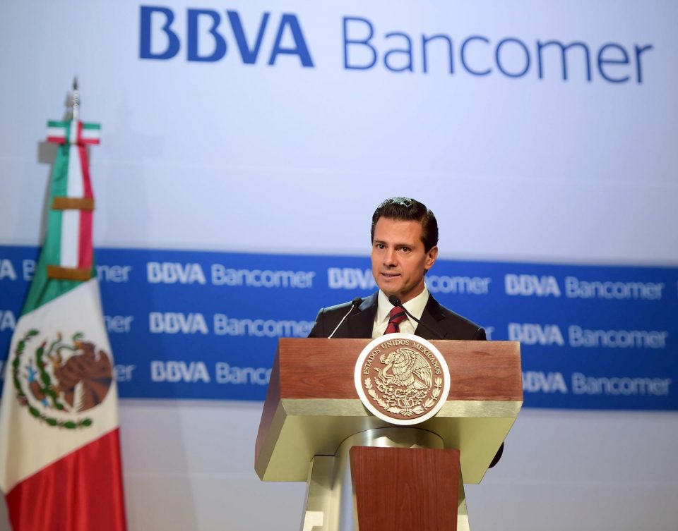 Estas son las 5 preguntas más populares en el perfil de Facebook del presidente Peña Nieto