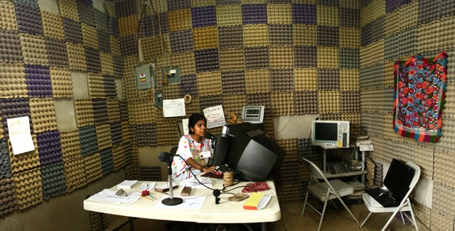 Cinco radios comunitarias se ampararán esta semana contra la ley Telecom