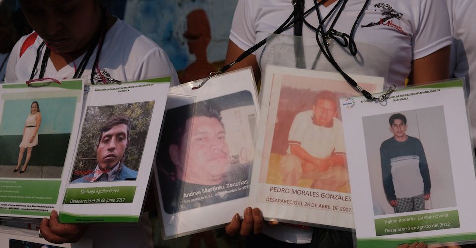 Migrar y desaparecer: mecanismos inoperantes, falta de coordinación y olvido