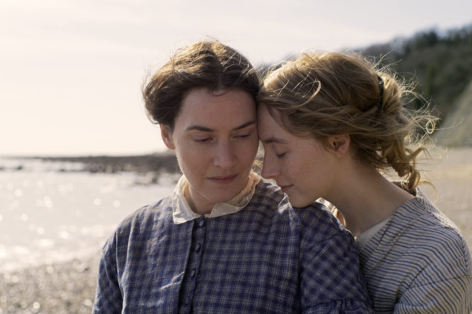 ‘Ammonite’, la película LGBT+ donde *Saoirse Ronan y Kate Winslet buscarán el amor*