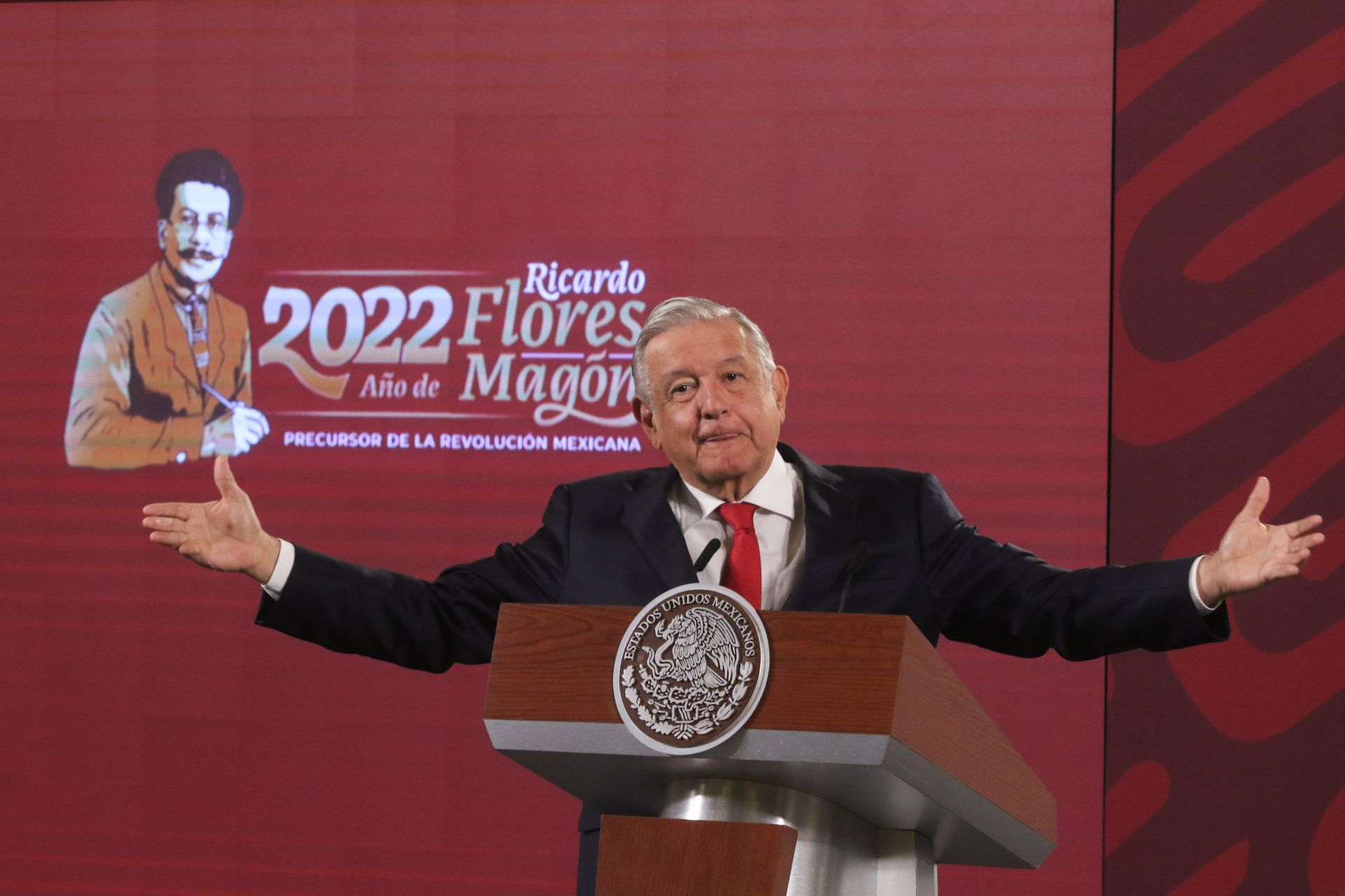 AMLO pide 'una pausa' a la relación con España, por abusos de empresas