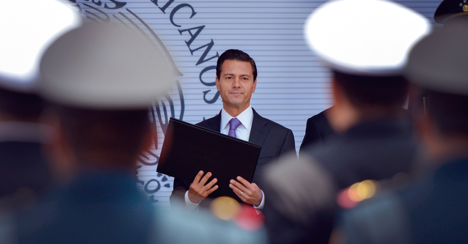 El Sabueso: ¿Hay menos pobreza y carencias, y crece el empleo bien pagado, como dice EPN?