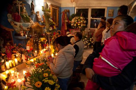 Iglesia publica lista de santos apócrifos