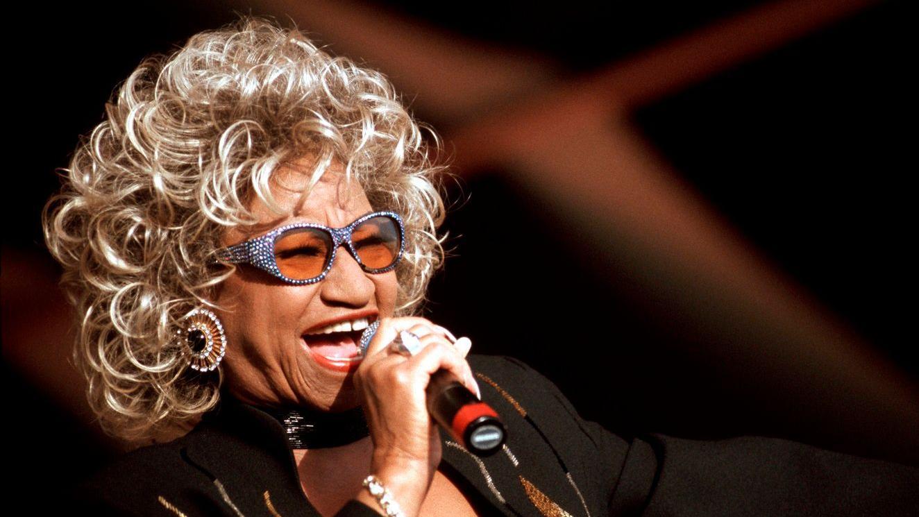 La desoladora historia detrás de ‘La Vida es un Carnaval’, uno de los éxitos que inmortalizó a Celia Cruz