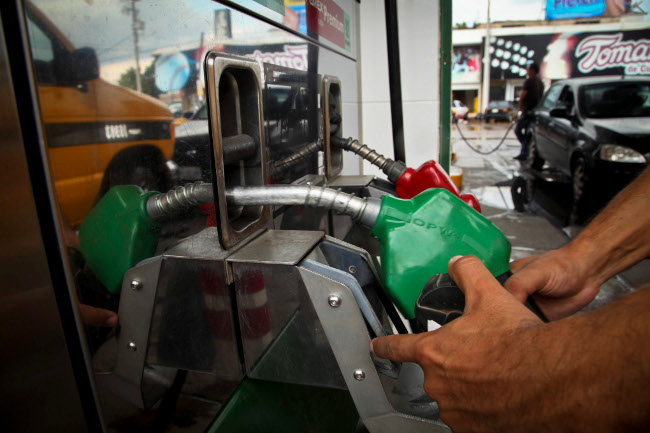 Roban a Pemex desde adentro