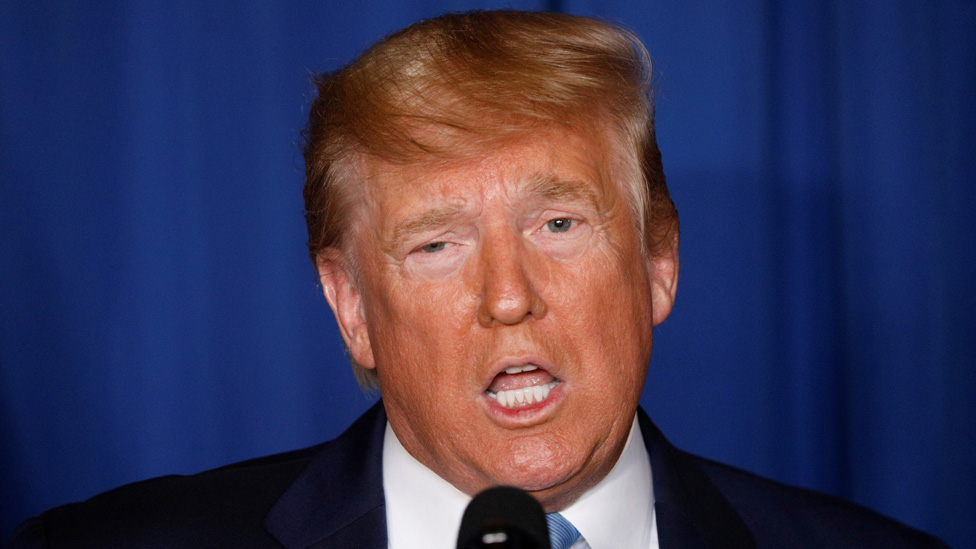 Falso que hidroxicloroquina fue aprobada para curar COVID-19 como dijo Trump