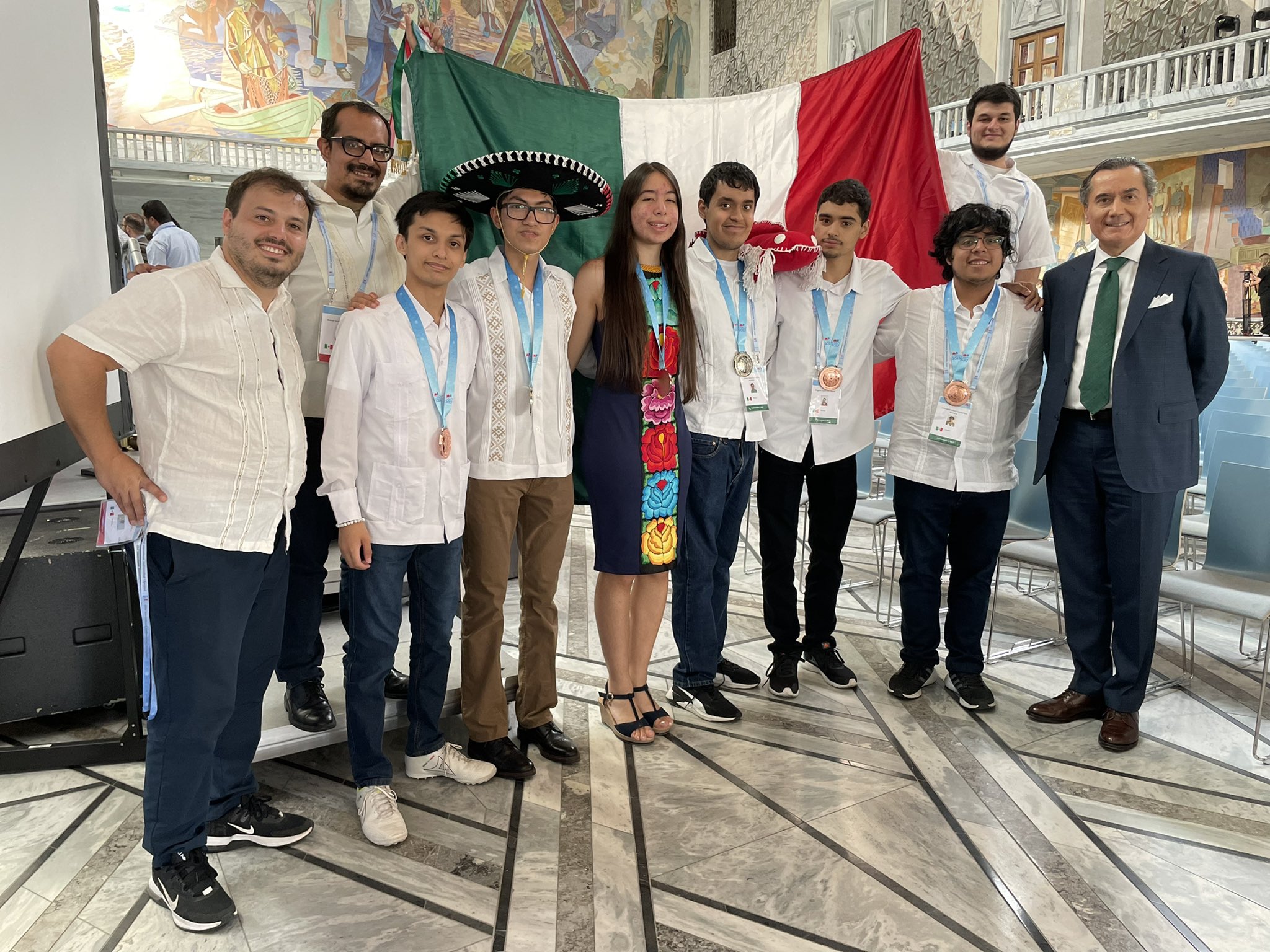 ¡Puro orgullo!: *México logra resultado histórico en la Olimpiada de Matemáticas*