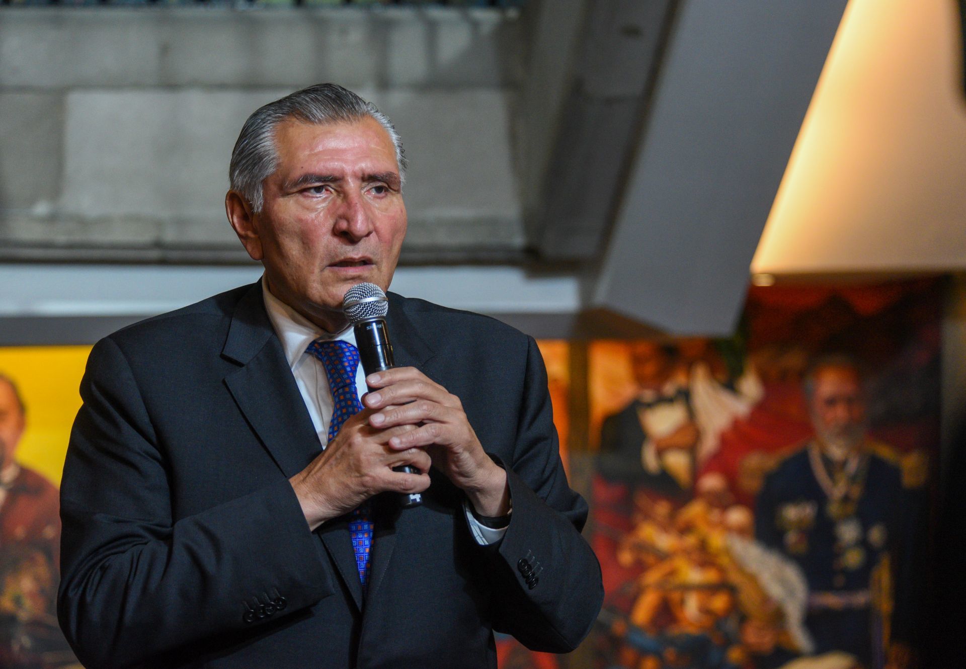 Adán Augusto se desmintió a sí mismo sobre investigación internacional a Calderon