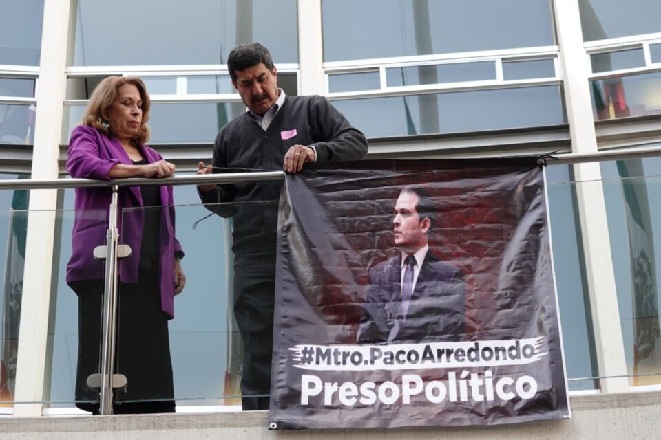 Chihuahua: tribunal ordena que juez federal atraiga caso de exfiscal detenido