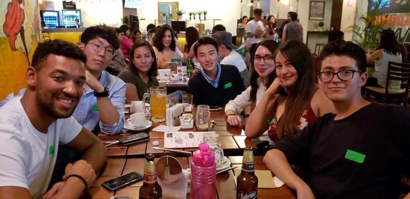 *Clubs de idiomas en CDMX*: Aprendes, bailas, viajas, comes rico y hasta ligas