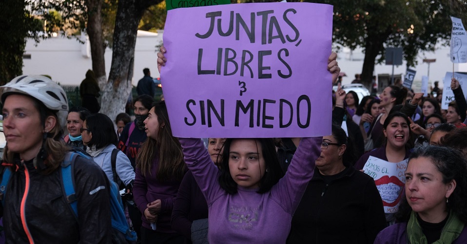 AMLO dice que el 90% de las llamadas sobre violencia contra mujeres son falsas