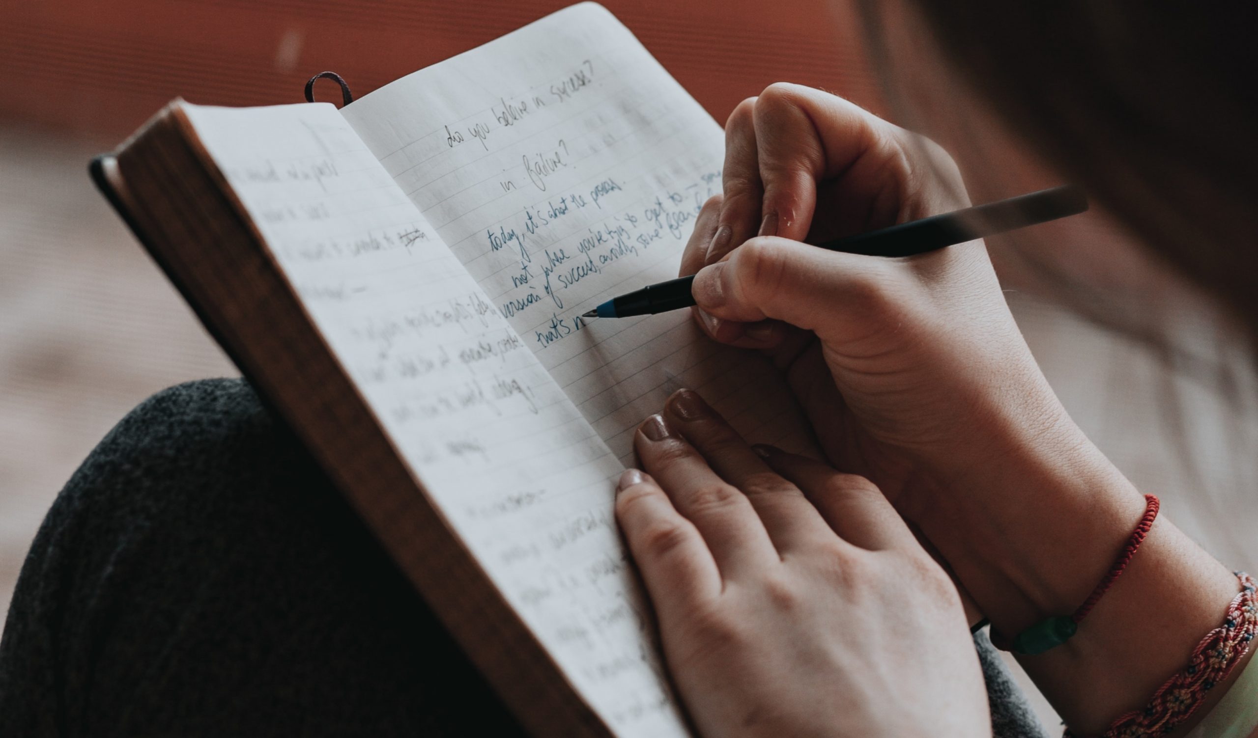 *Diario emocional:* por qué es importante aprender a identificar lo que sientes