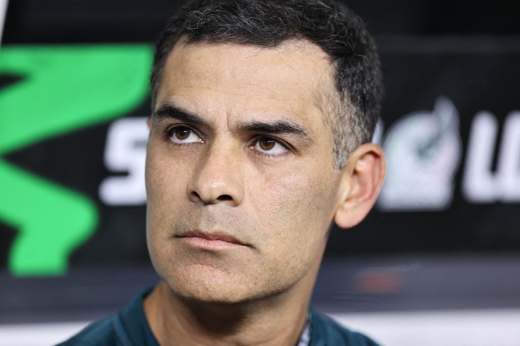 "Si quieres que juegue tu hijo, me tienes que dar": Rafa Márquez habla de la corrupción en el futbol