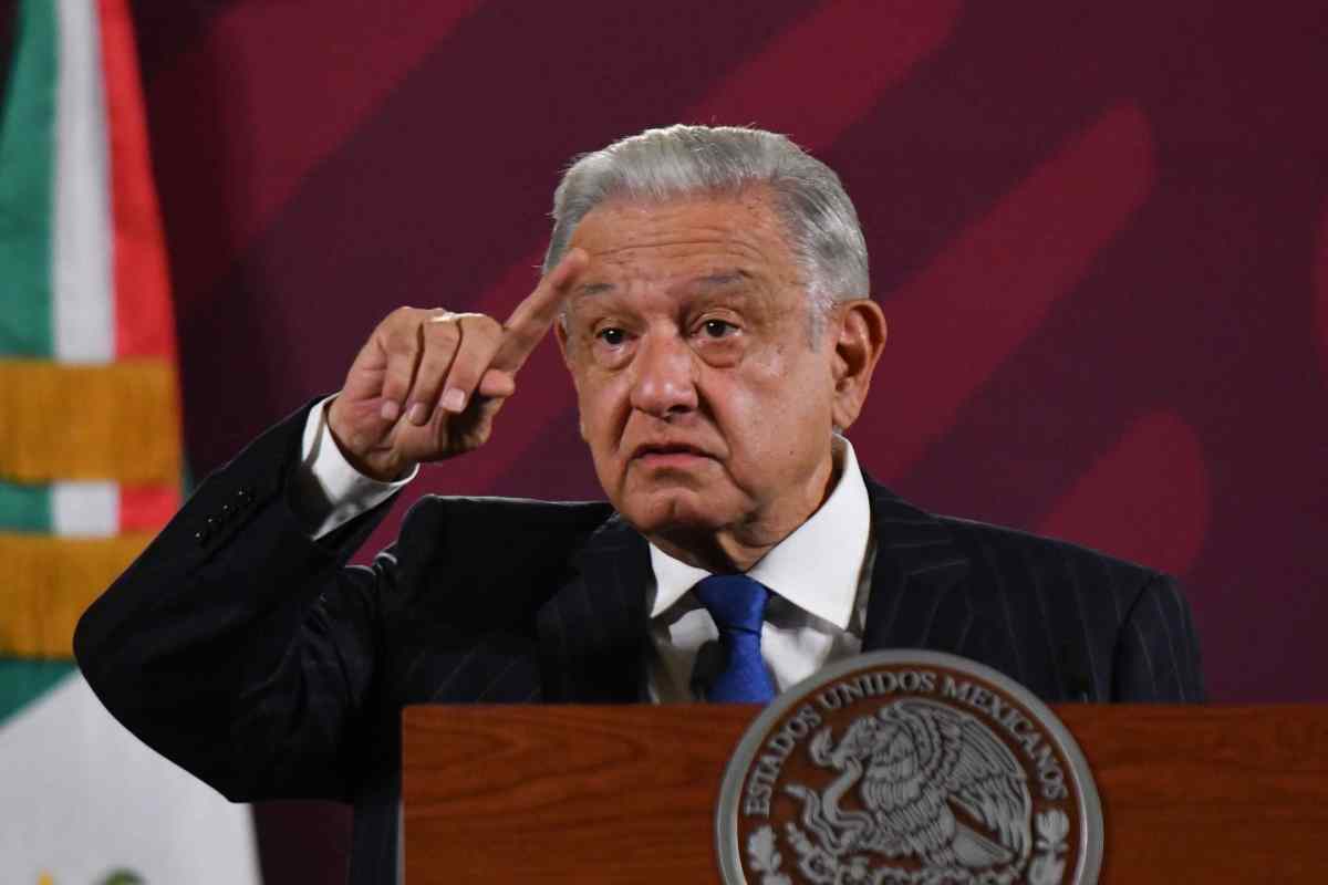 AMLO amenaza con denunciar a jueces, acusa que encubren delincuentes