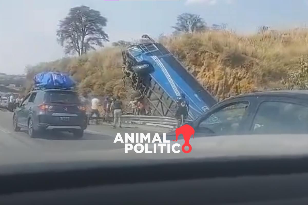 Accidente de autobús  en la México-Puebla deja un saldo preliminar de cuatro muertos  y 26 heridos