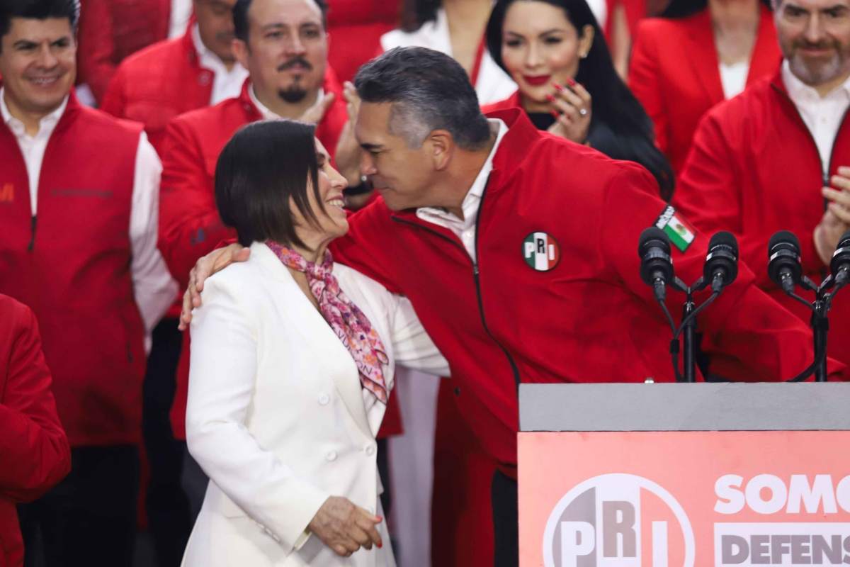 "Alito" Moreno designa a Robles como coordinadora de defensores de PRI para buscar voto en 2027