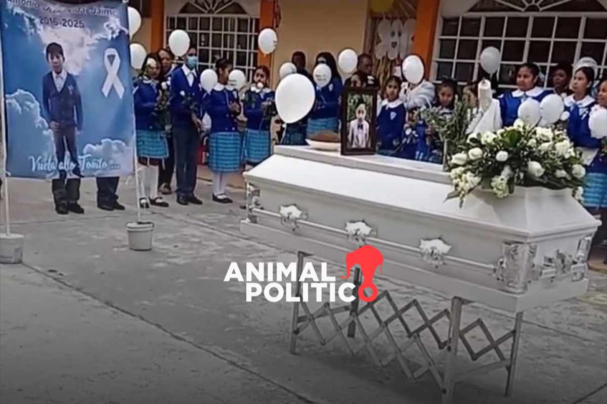 Amigos y familiares despiden a Toño, niño asesinado en Tenango, Edomex; detienen a presunto agresor