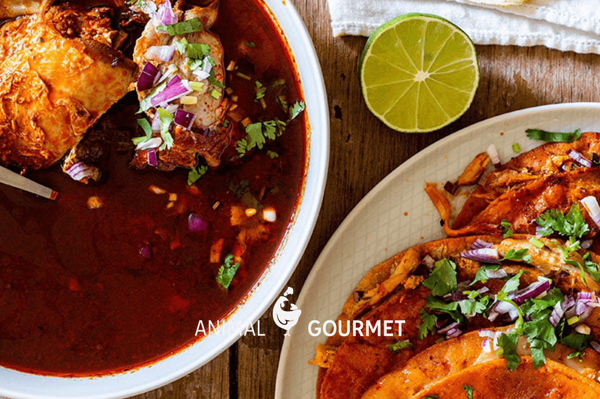 Birria de pollo: para ‘chopear’ tu taco en caldito y quitarte el frío. Receta fácil y super económica
