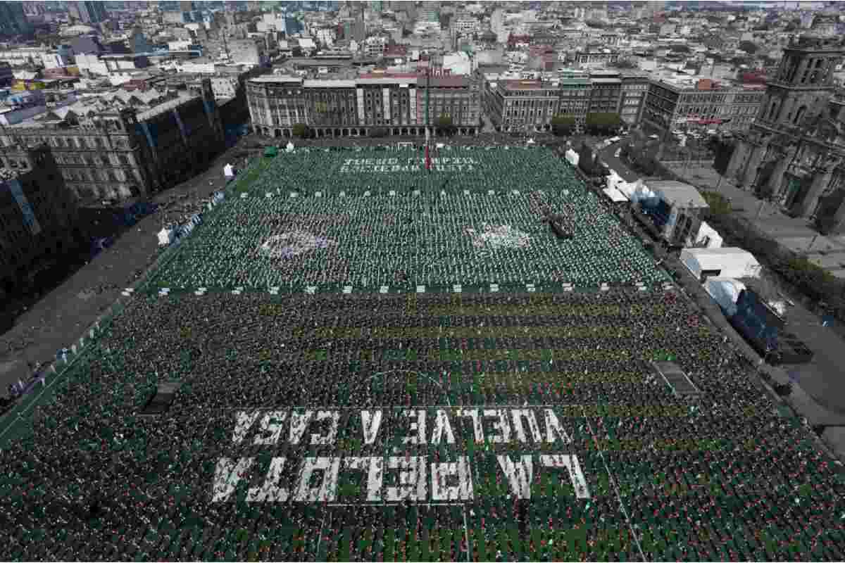 CDMX rompe record por clase masiva de futbol