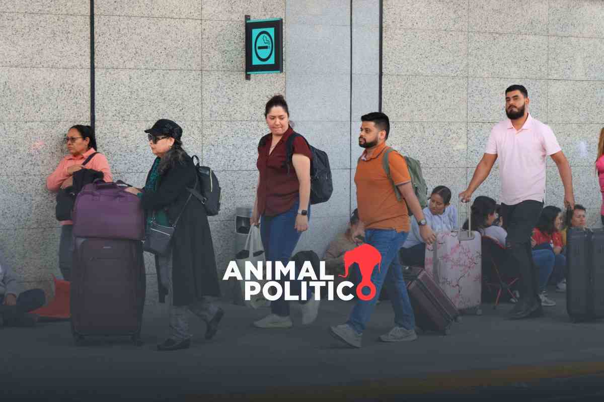 Manifestación de la CNTE frena operaciones en el AICM por 18 minutos; deja 3 mil pasajeros afectados