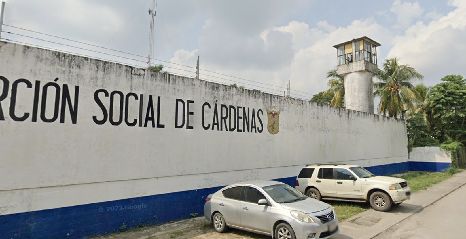 Tabasco: Cuatro reos se fugan de penal en una patrulla; fueron ayudados por autoridades