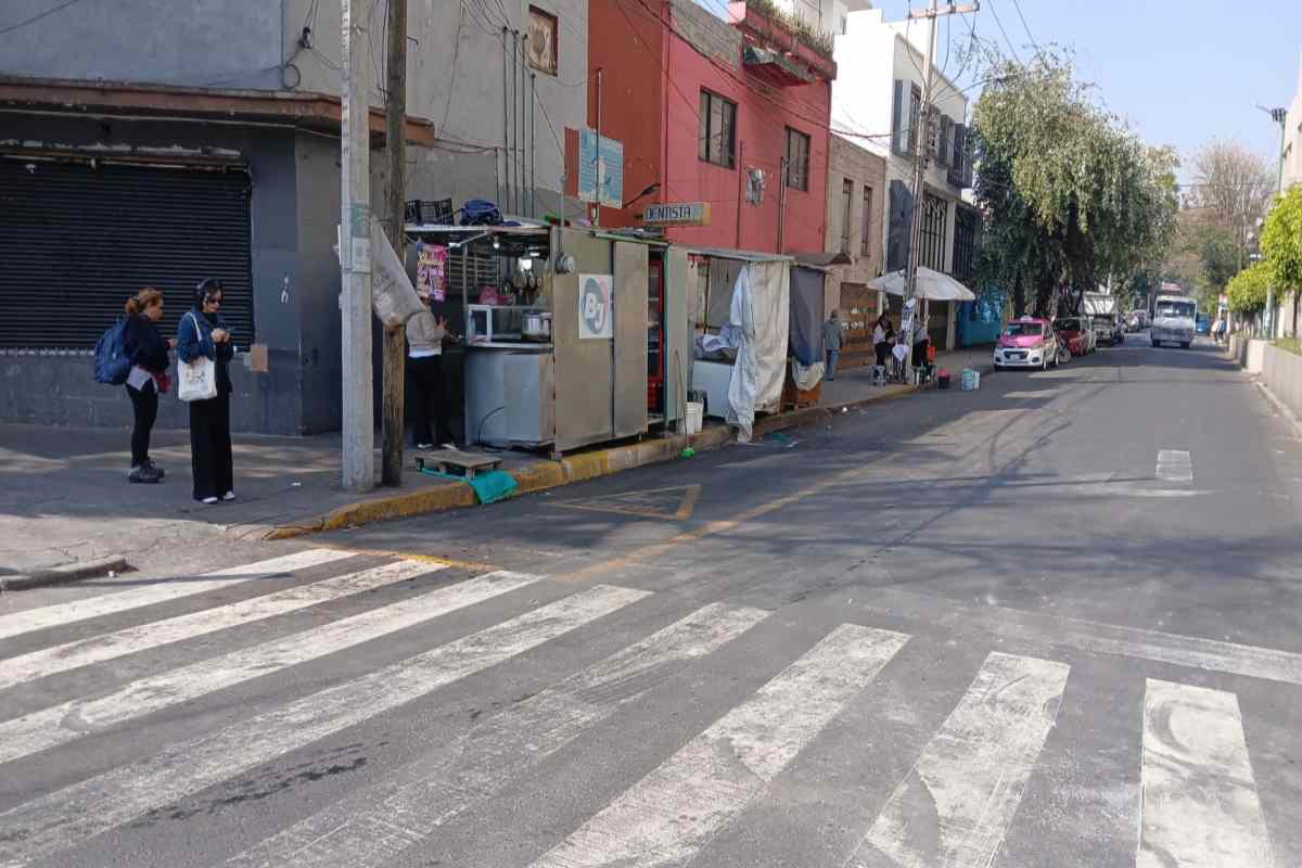 Ciclovía de Tlalpan: comercio desplazado, caos vial y riesgos para usuarios, saldo de obra urgente