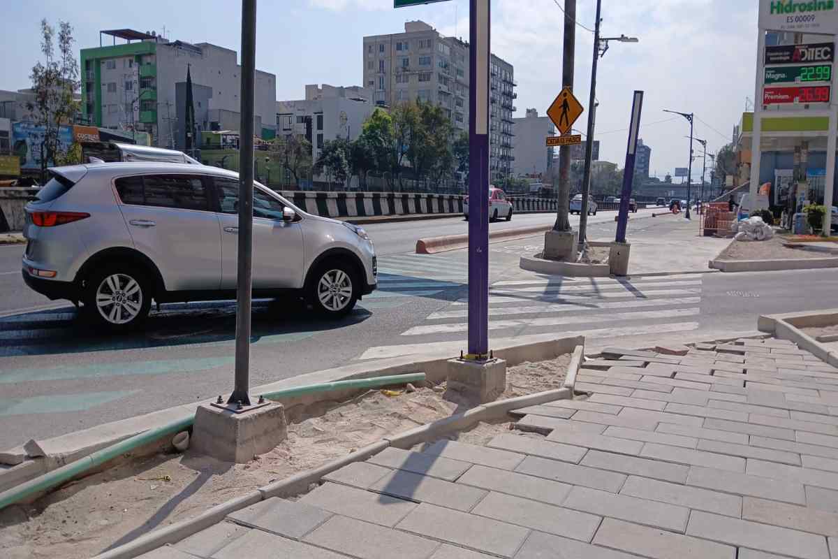 Ciclovía de Tlalpan: comercio desplazado, caos vial y riesgos para usuarios, saldo de obra urgente