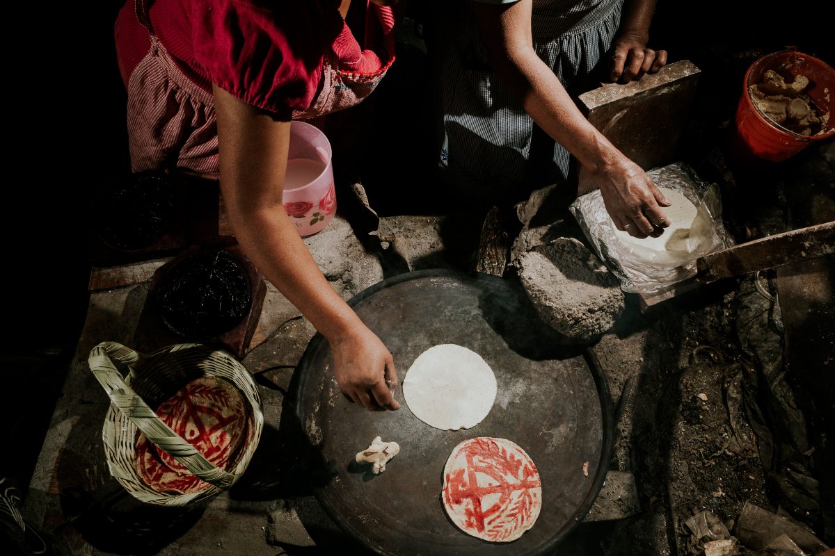 Las tortillas ceremoniales y la espiritualidad del pueblo otomí