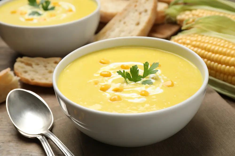 Cómo hacer crema de elote con elotitos de lata (Receta facilísima)