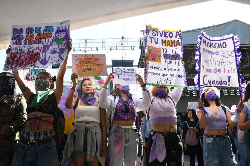 “Soy la tía de la niña que no vas a tocar”: mujeres contra violencia en Ecatepec
