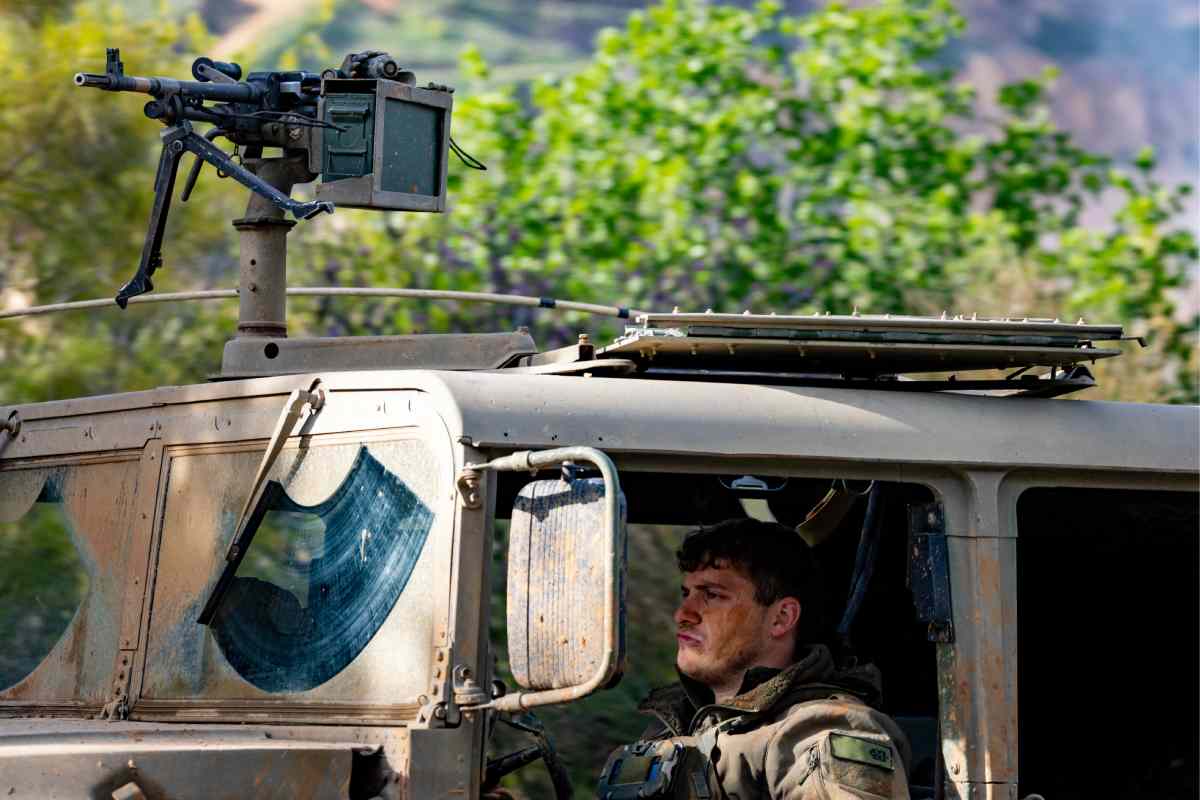 Despliegue por tierra elementos guerra irán