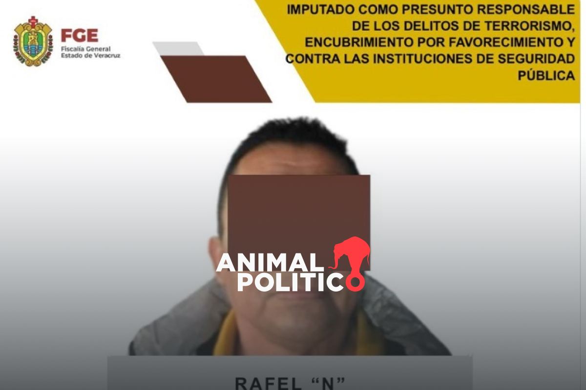 Detienen en Veracruz al periodista Rafael León Segovia; lo acusan de terrorismo y encubrimiento