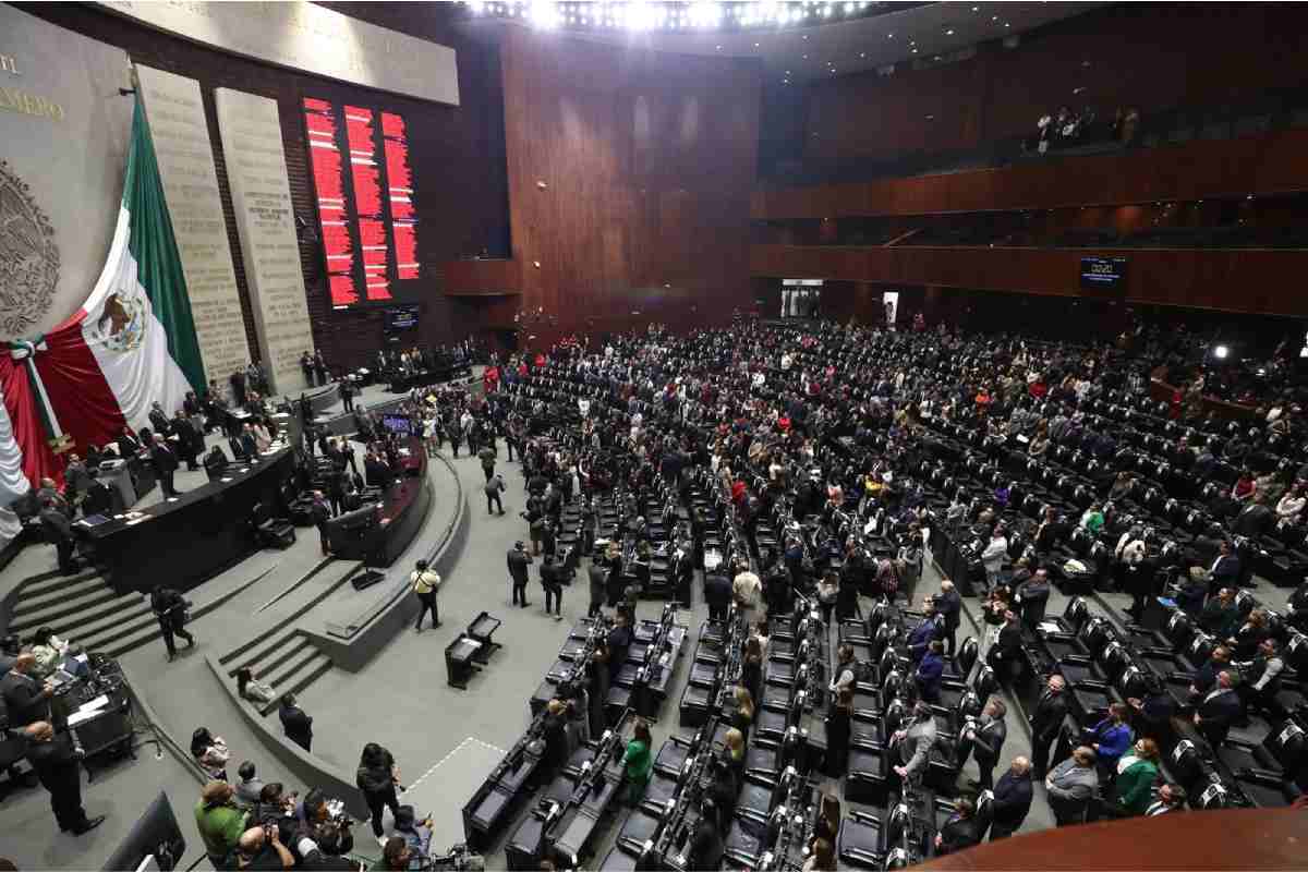 Diputados aprueban reforma a “pensiones doradas” entre protestas de jubilados y reclamos del PT