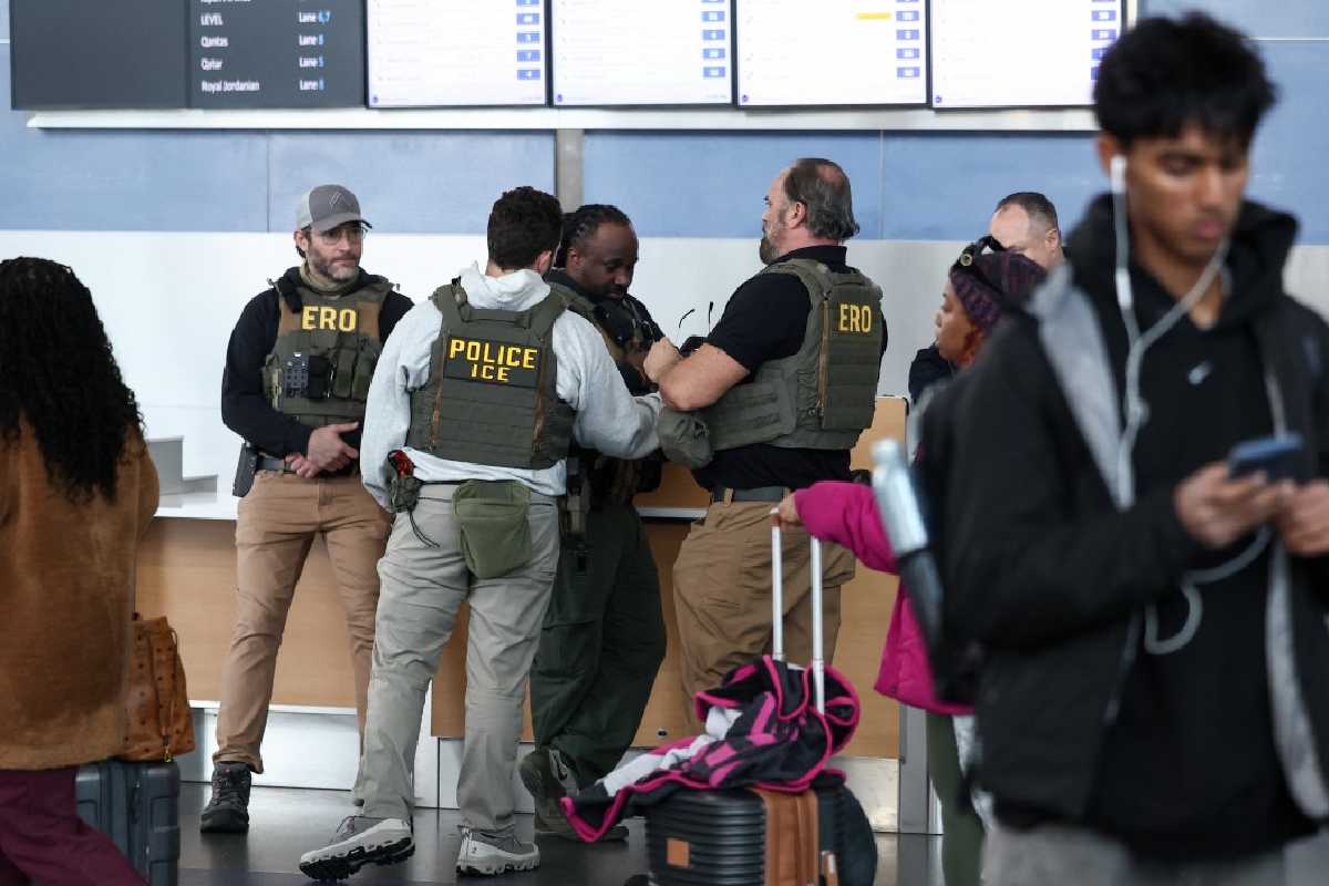 EU despliega agentes del ICE en aeropuertos ante escasez de personal por el bloqueo presupuestal